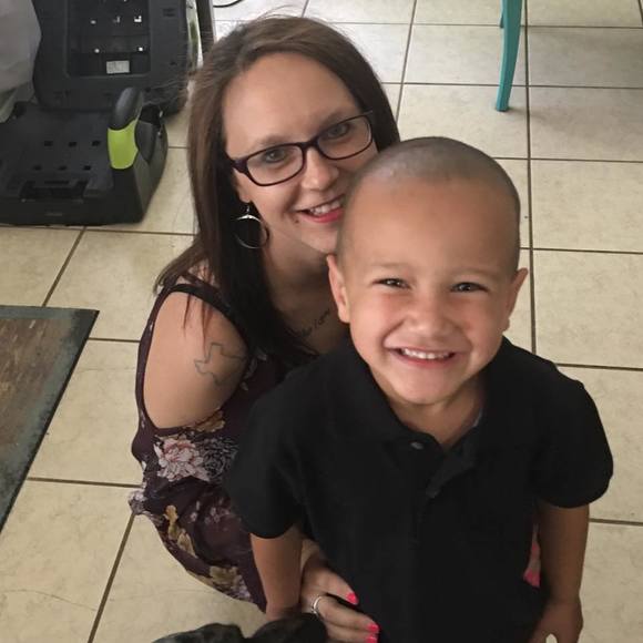 Meet your Posher, Stephanie - Picture 1 of 1